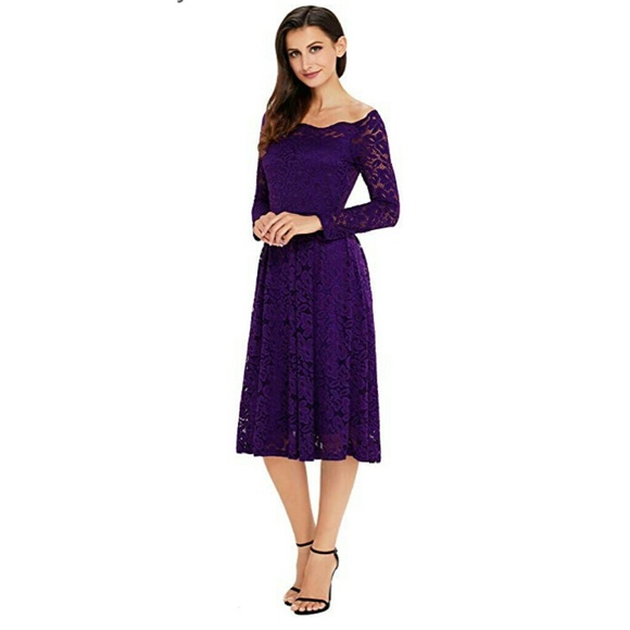 Dresses & Skirts - Purple floral lace long sleeve formal dress